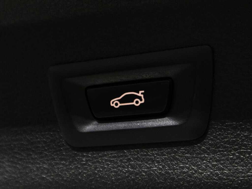 Купить BMW 3 серии с пробегом. Фото: #15