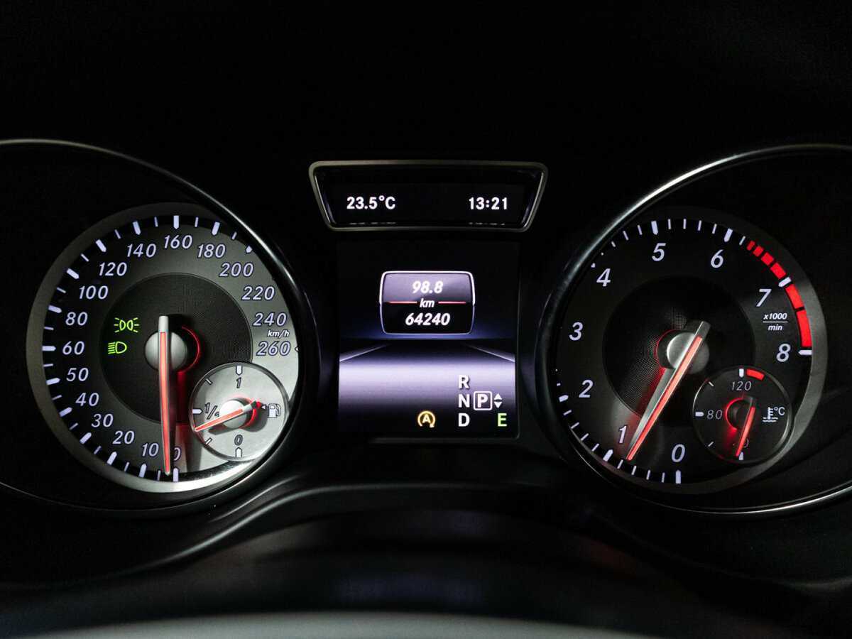 Купить Mercedes-Benz CLA с пробегом. Фото: #11