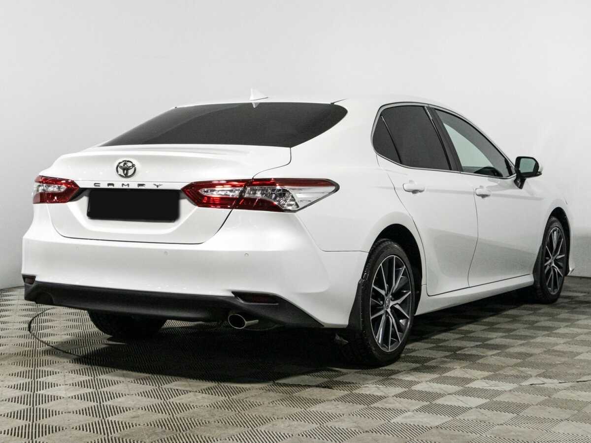 Купить Toyota Camry с пробегом. Фото: #3