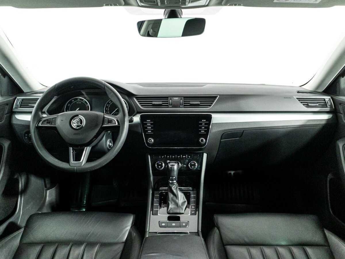 Купить Skoda Superb с пробегом. Фото: #12