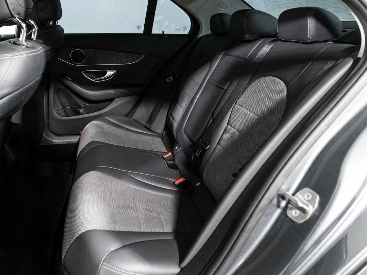 Купить Mercedes-Benz C-Класс с пробегом. Фото: #9