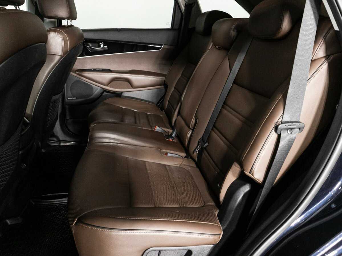 Купить Kia Sorento с пробегом. Фото: #7