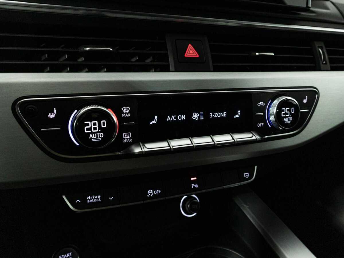 Купить Audi A4 с пробегом. Фото: #14