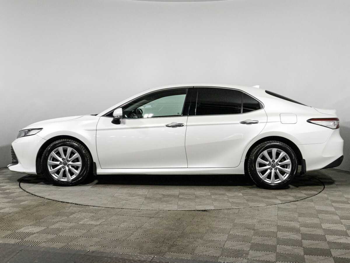 Купить Toyota Camry с пробегом. Фото: #7