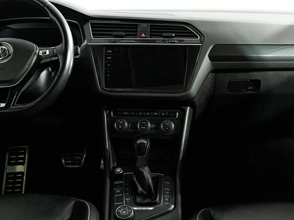 Купить Volkswagen Tiguan с пробегом. Фото: #13