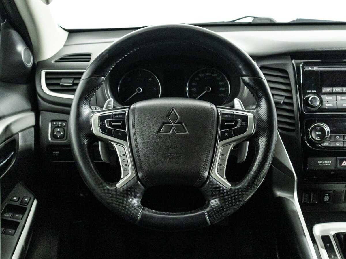 Купить Mitsubishi Pajero Sport с пробегом. Фото: #16
