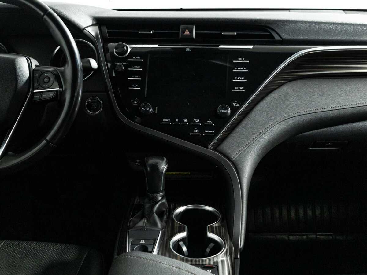 Купить Toyota Camry с пробегом. Фото: #13