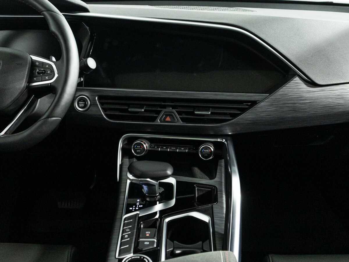 Купить Geely Tugella с пробегом. Фото: #13