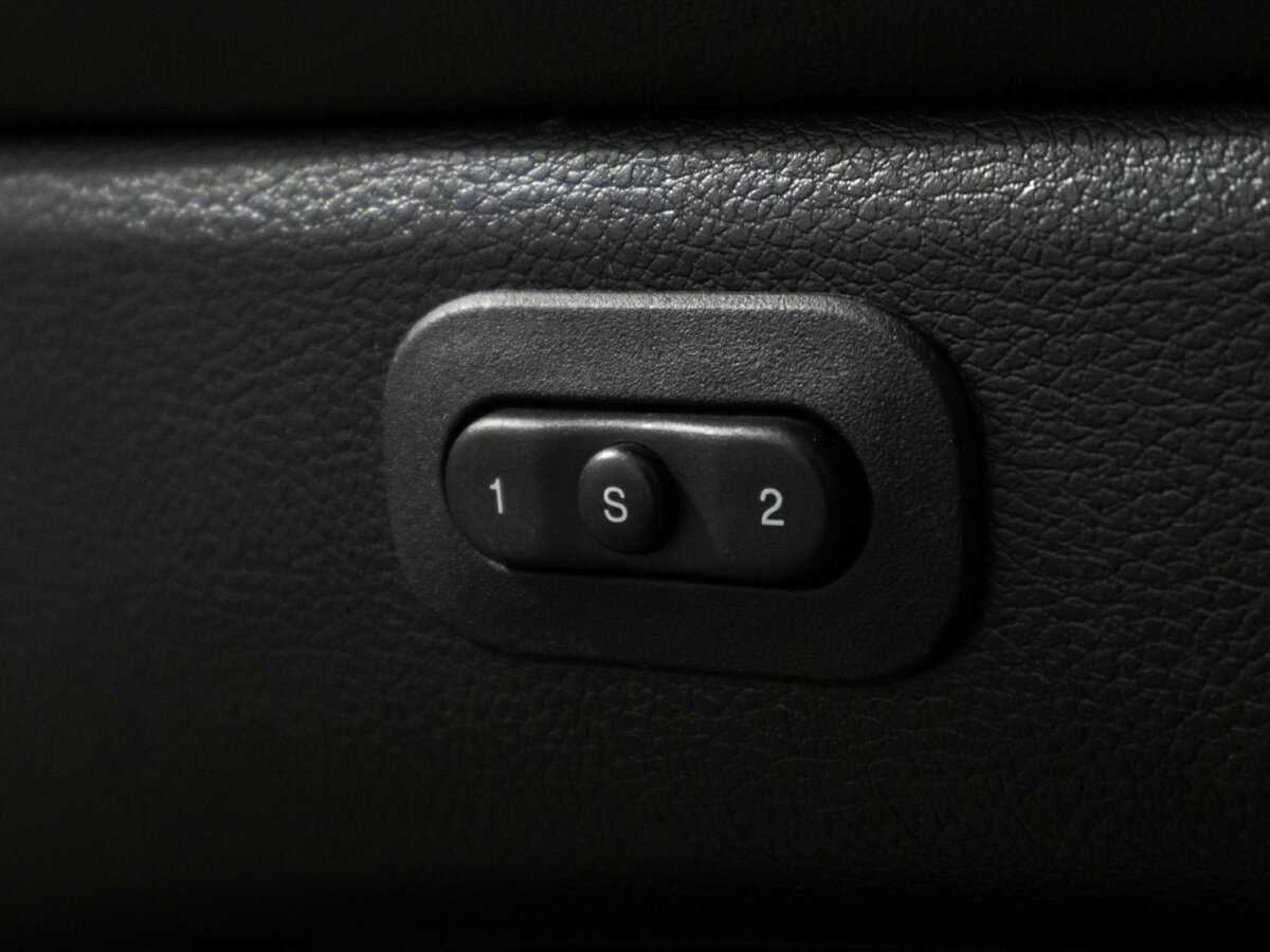 Купить Jeep Grand Cherokee с пробегом. Фото: #19