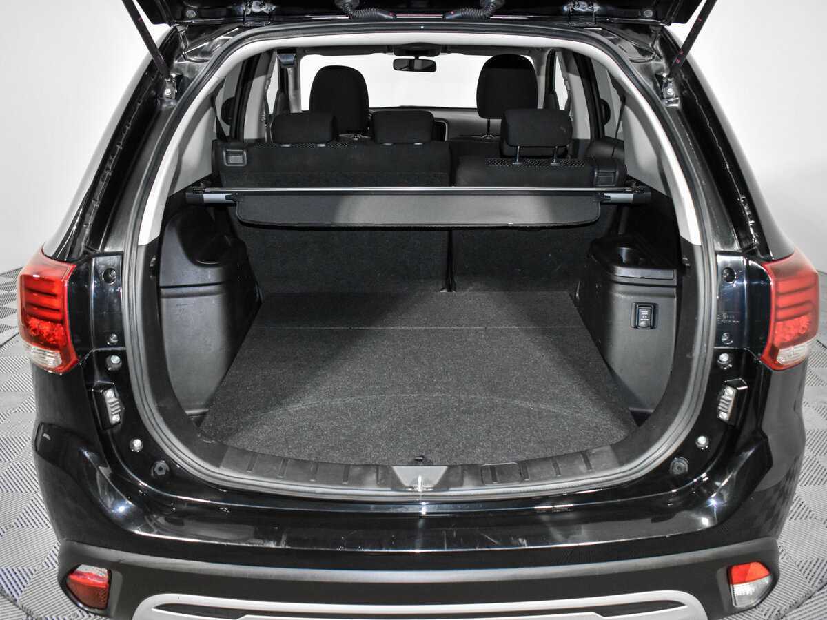 Купить Mitsubishi Outlander с пробегом. Фото: #20