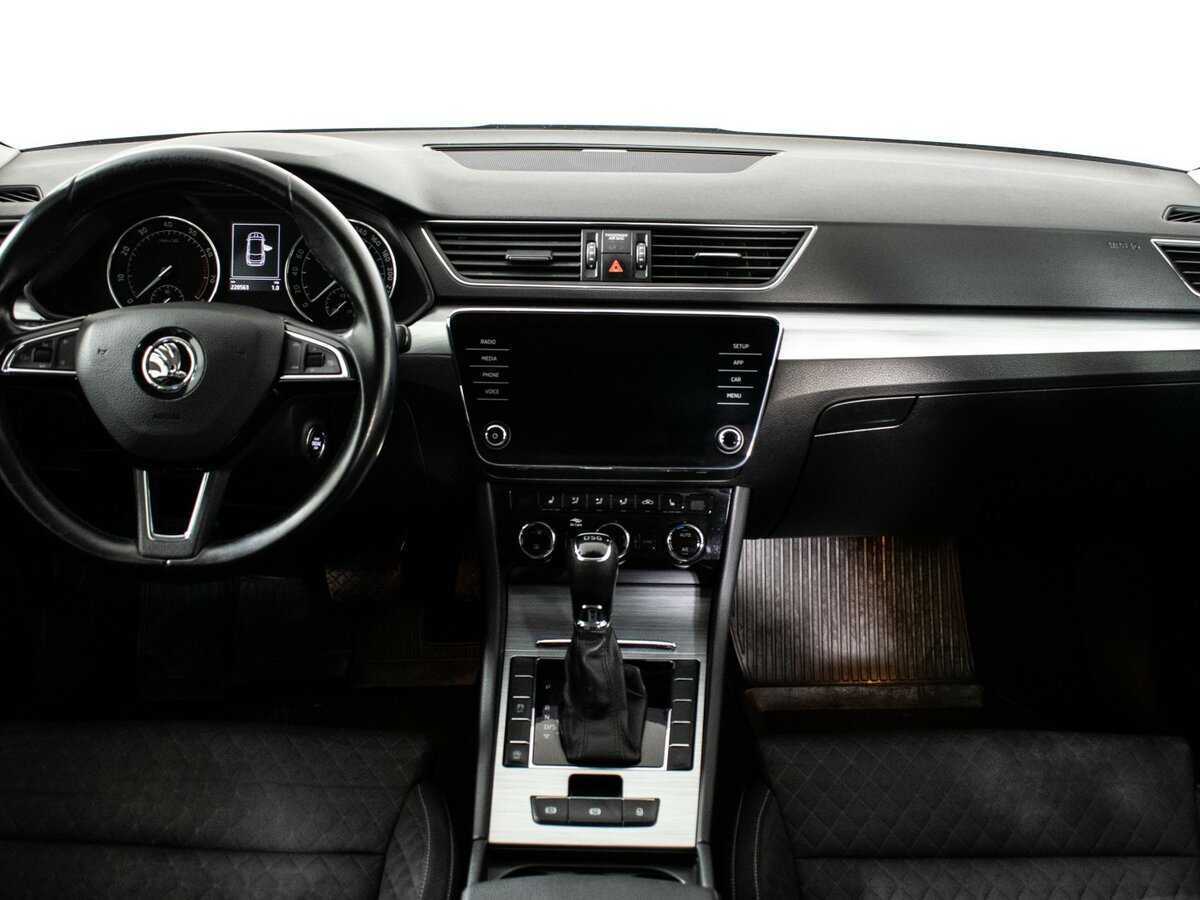 Купить Skoda Superb с пробегом. Фото: #10