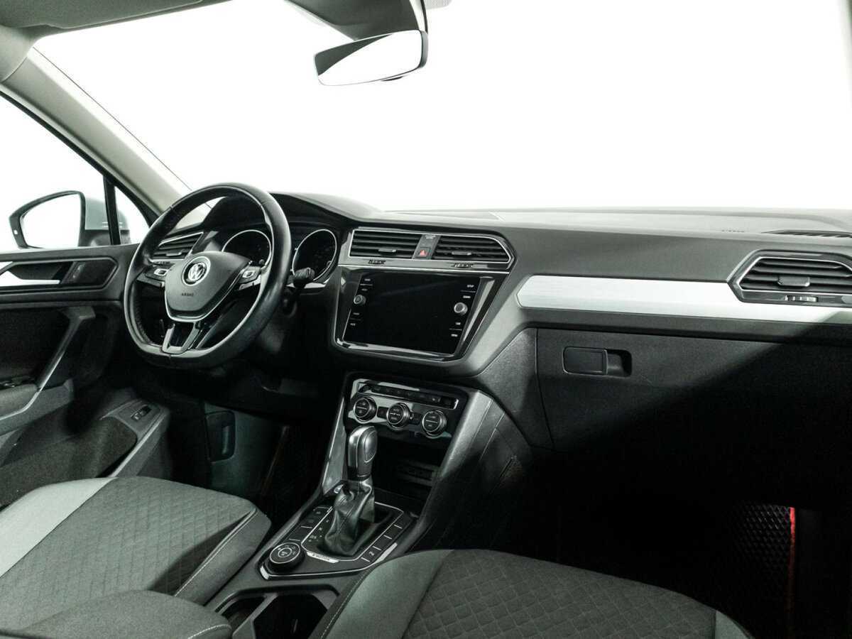 Купить Volkswagen Tiguan с пробегом. Фото: #5