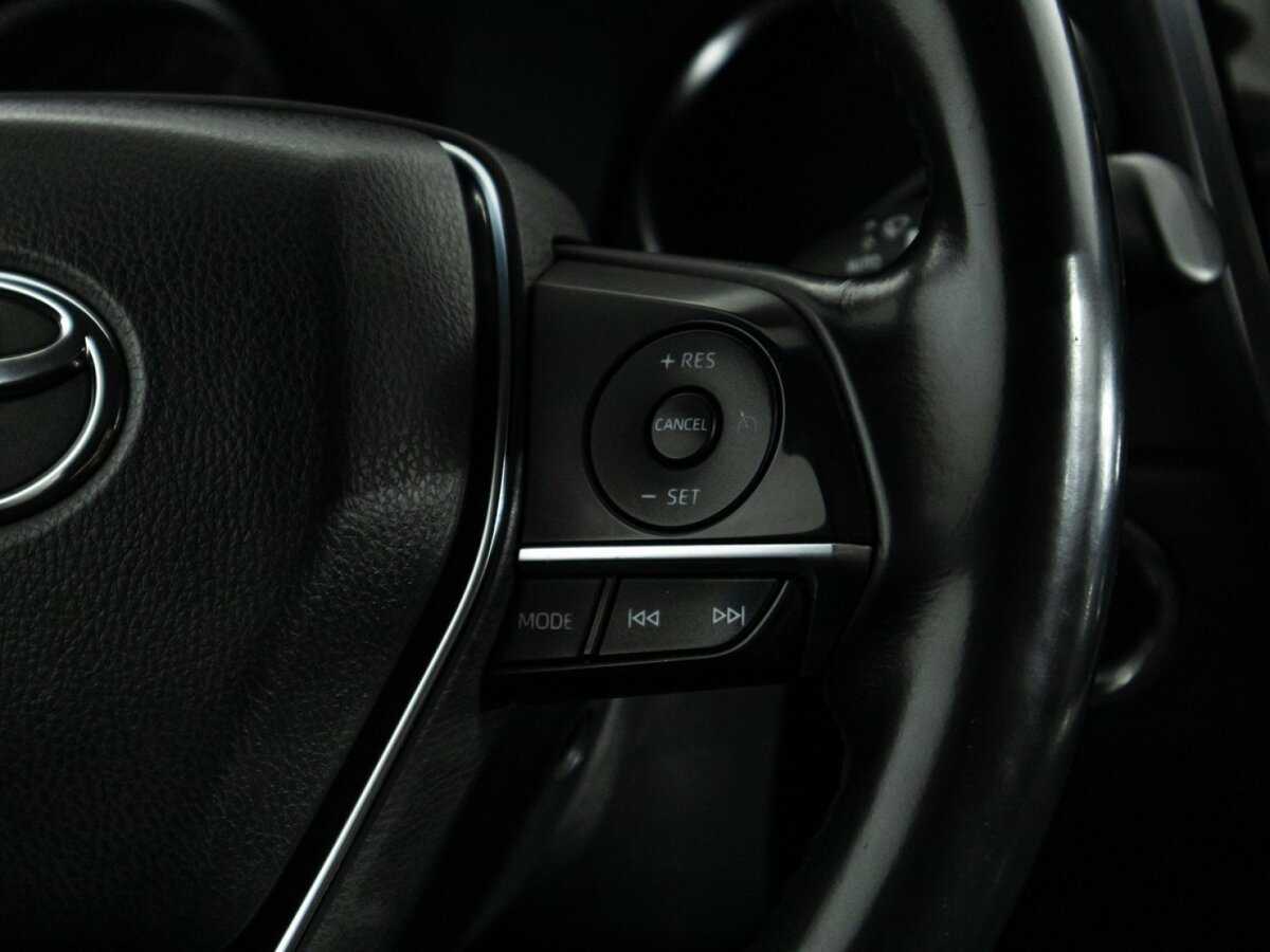 Купить Toyota Camry с пробегом. Фото: #18