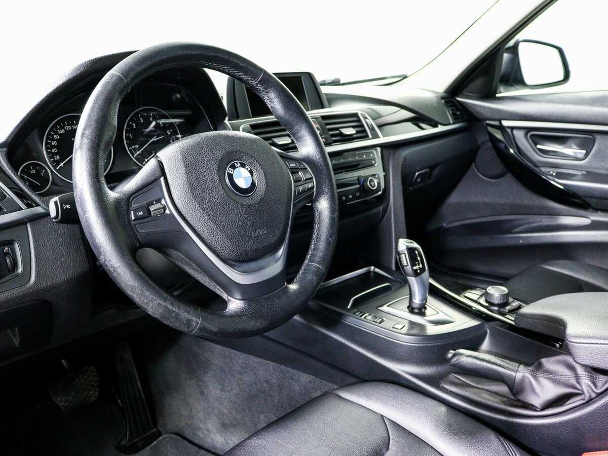 Купить BMW 3 серии с пробегом. Фото: #11