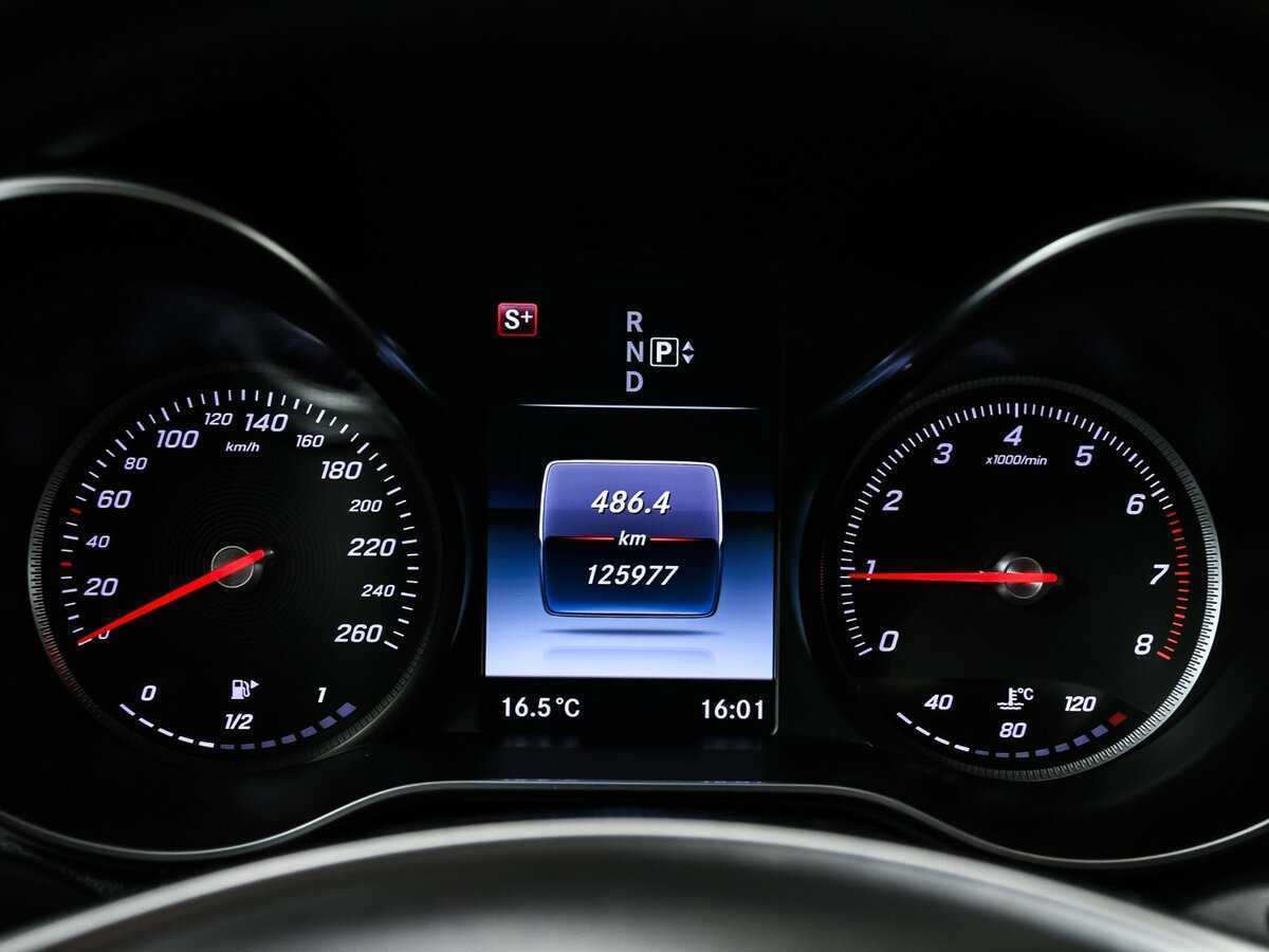 Купить Mercedes-Benz C-Класс с пробегом. Фото: #9