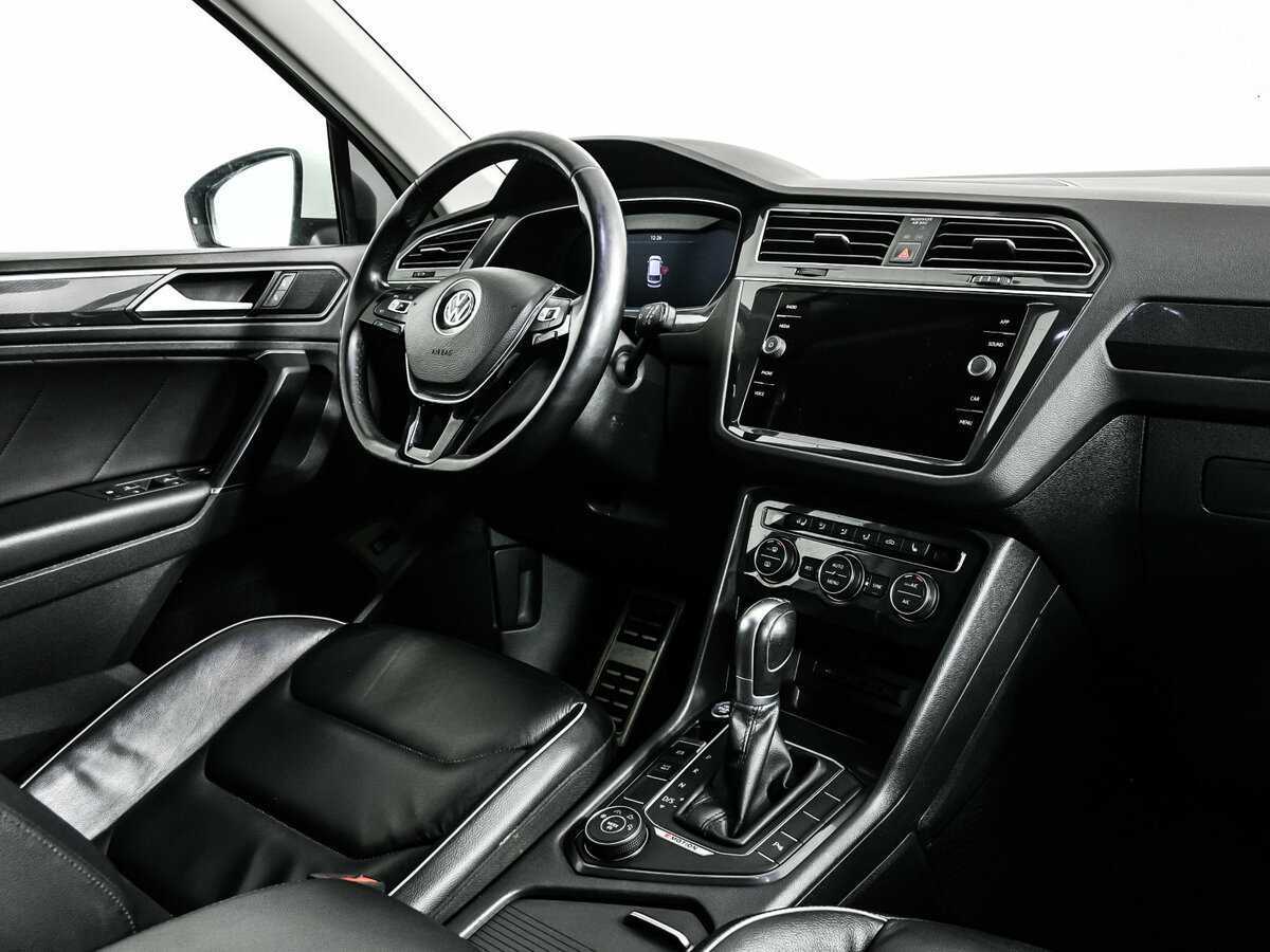 Купить Volkswagen Tiguan с пробегом. Фото: #8