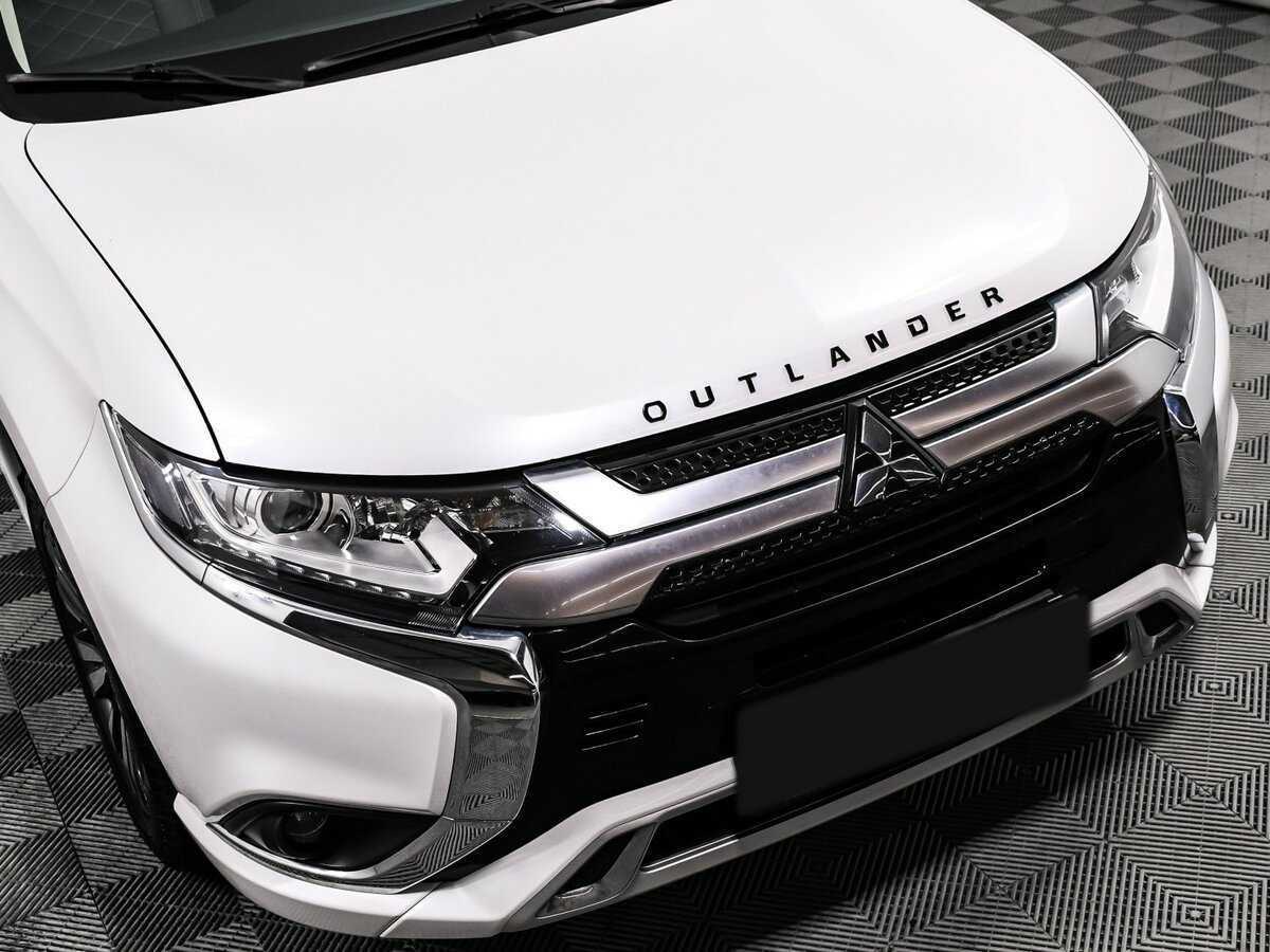 Купить Mitsubishi Outlander с пробегом. Фото: #14