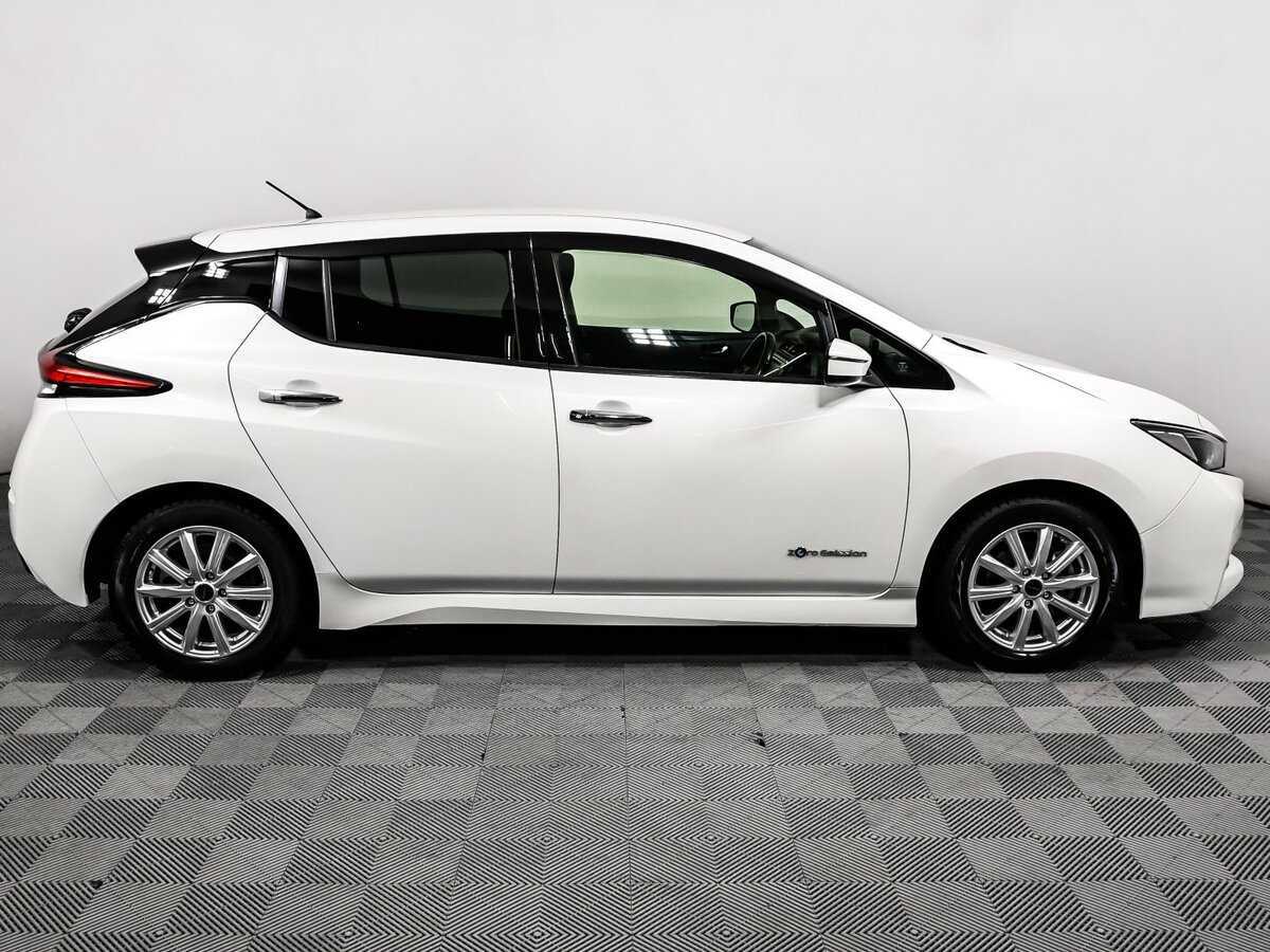 Купить Nissan Leaf с пробегом. Фото: #3