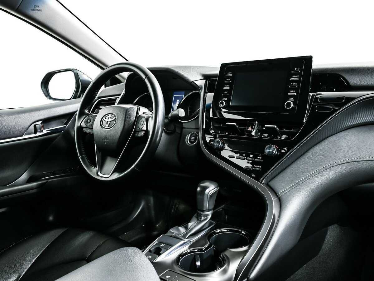 Купить Toyota Camry с пробегом. Фото: #8