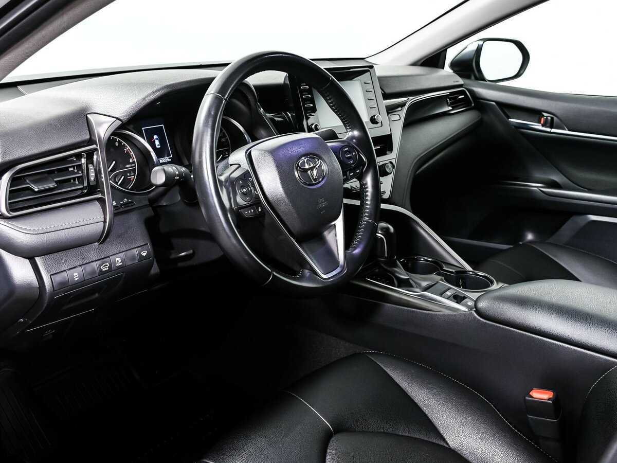 Купить Toyota Camry с пробегом. Фото: #11