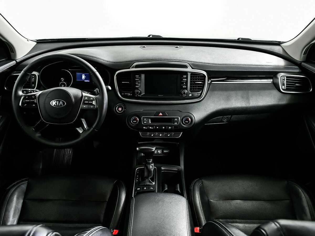 Купить Kia Sorento с пробегом. Фото: #10