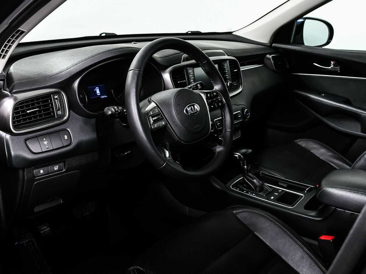 Купить Kia Sorento с пробегом. Фото: #11