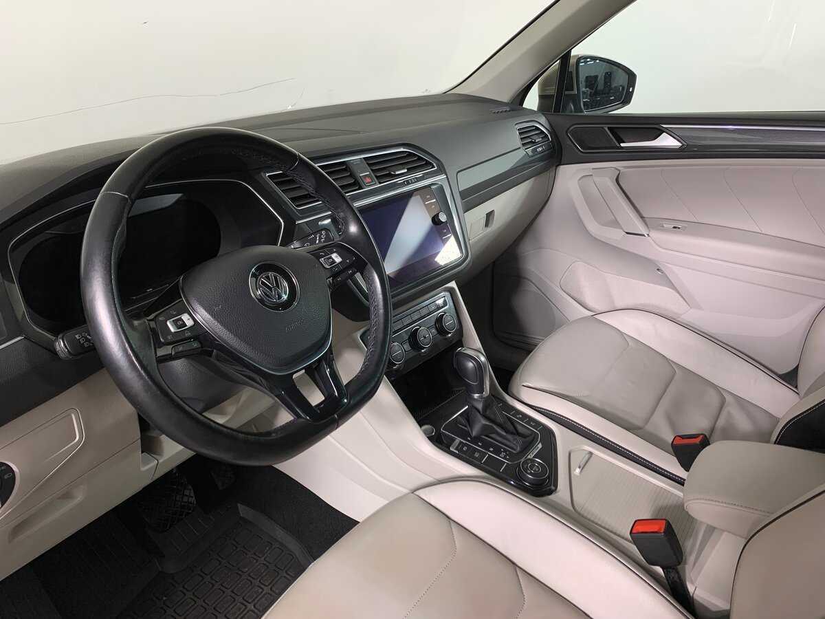 Купить Volkswagen Tiguan с пробегом. Фото: #11