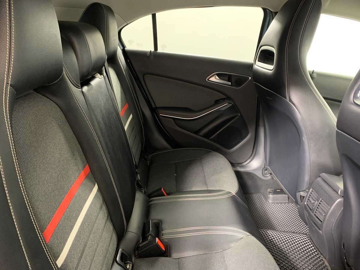 Купить Mercedes-Benz A-Класс с пробегом. Фото: #16