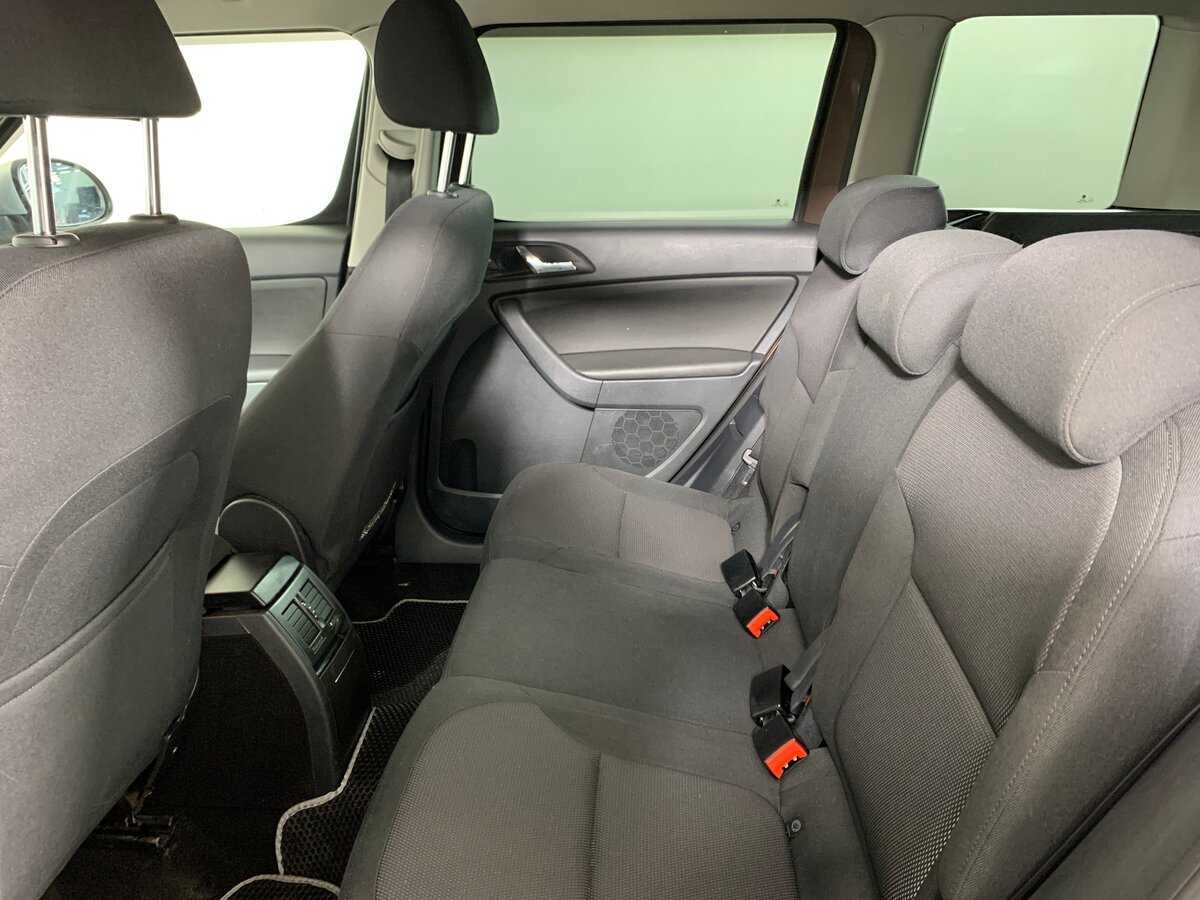 Купить Skoda Yeti с пробегом. Фото: #18