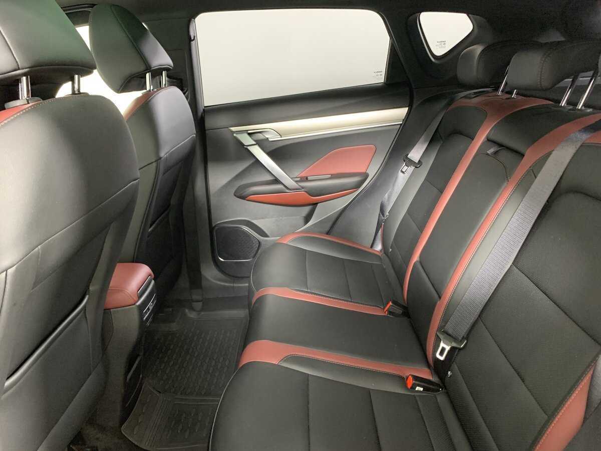 Купить Geely Coolray с пробегом. Фото: #19