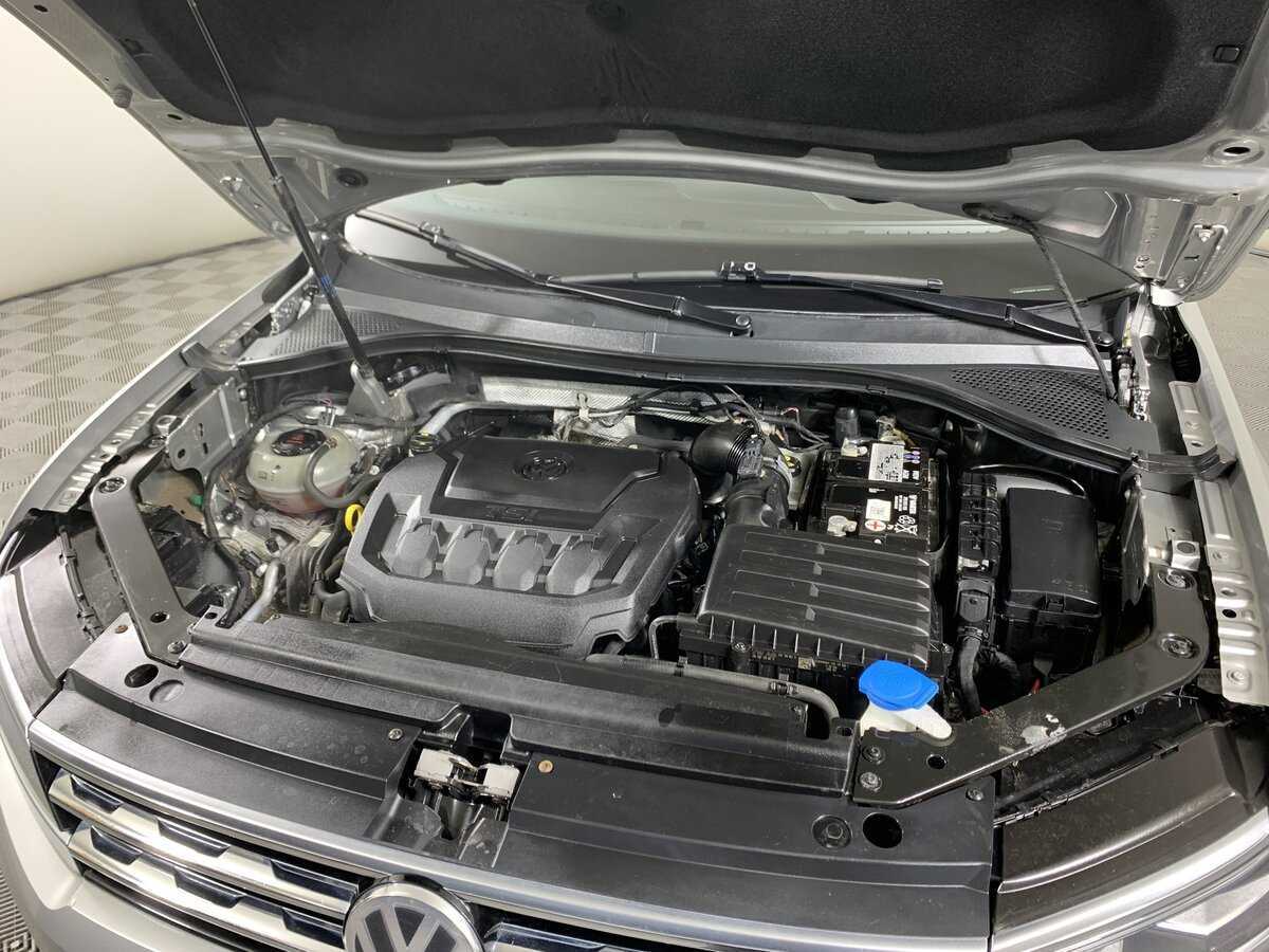 Купить Volkswagen Tiguan с пробегом. Фото: #9