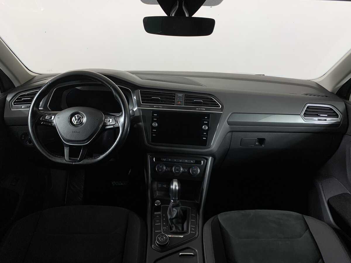 Купить Volkswagen Tiguan с пробегом. Фото: #11