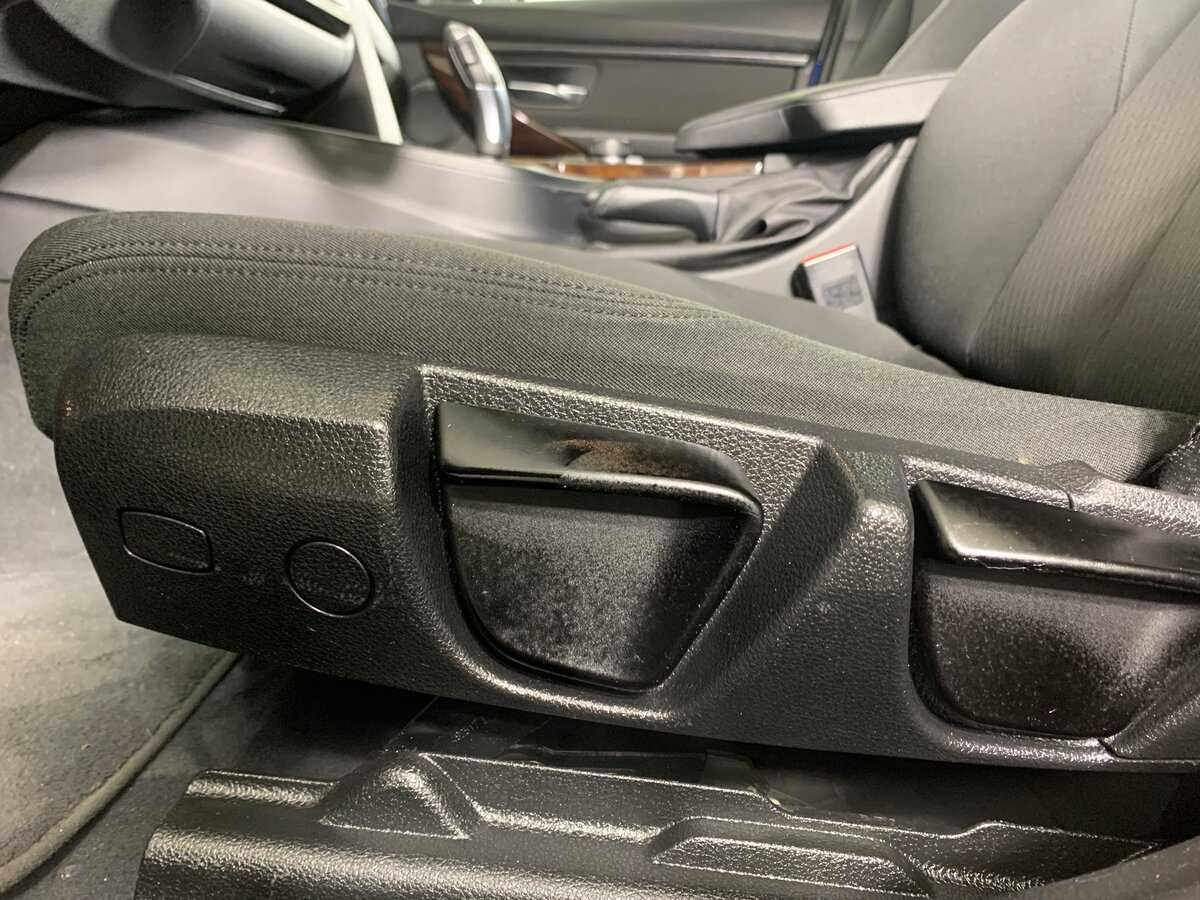 Купить BMW 3 серии с пробегом. Фото: #13