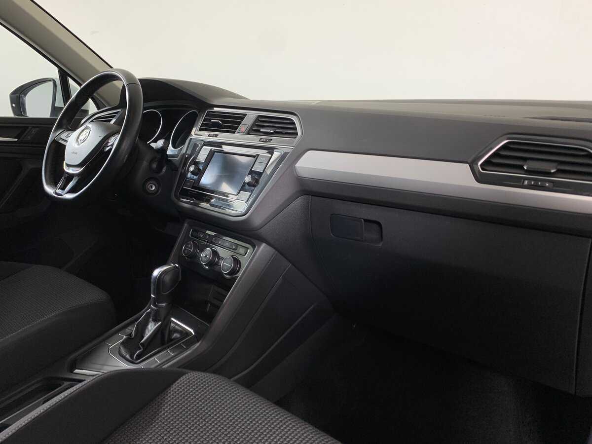Купить Volkswagen Tiguan с пробегом. Фото: #13