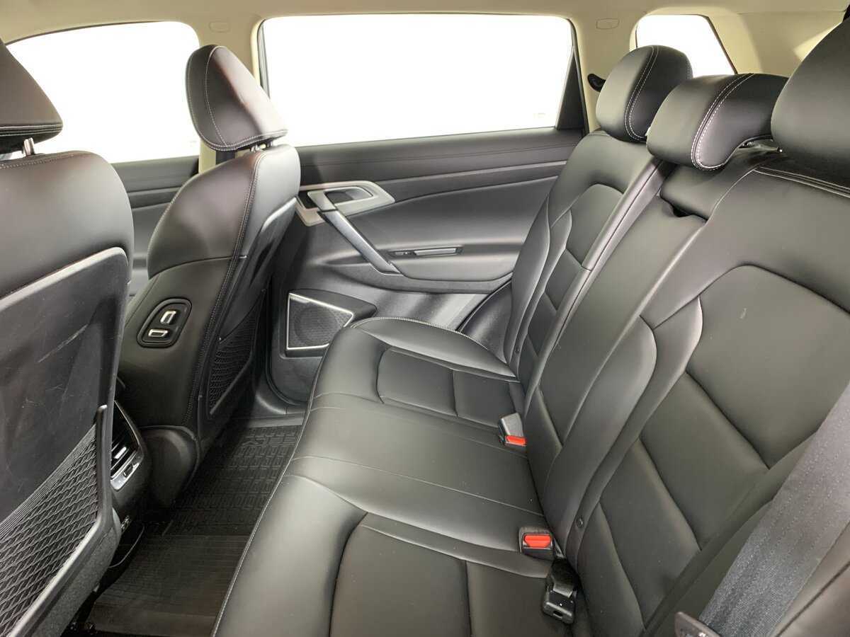 Купить Geely Atlas с пробегом. Фото: #18