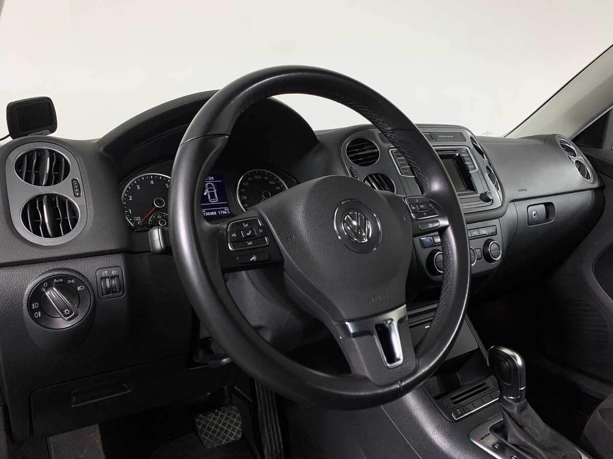 Купить Volkswagen Tiguan с пробегом. Фото: #11