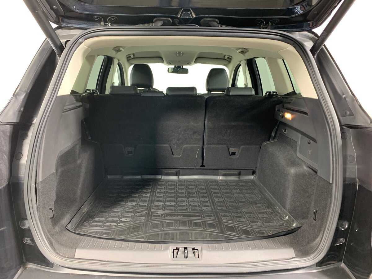 Купить Ford Kuga с пробегом. Фото: #19