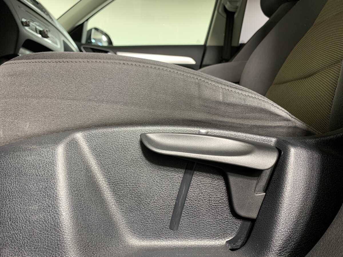 Купить Audi Q3 с пробегом. Фото: #16