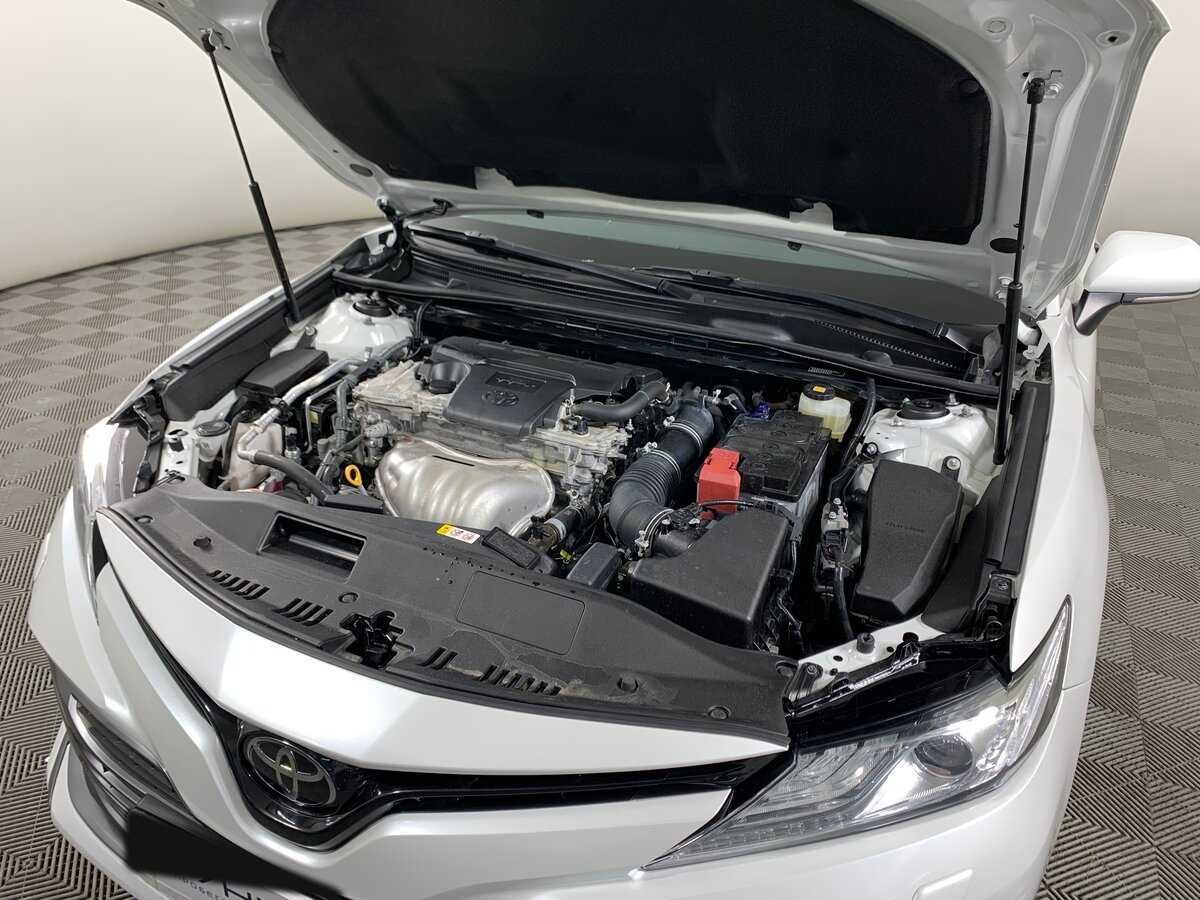 Купить Toyota Camry с пробегом. Фото: #10