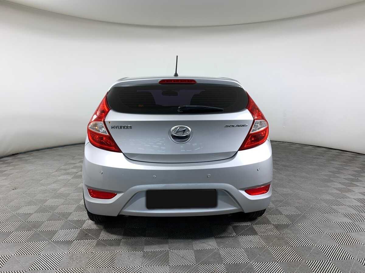 Купить Hyundai Solaris с пробегом. Фото: #5