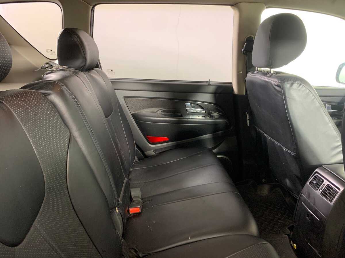 Купить SsangYong Rexton с пробегом. Фото: #17