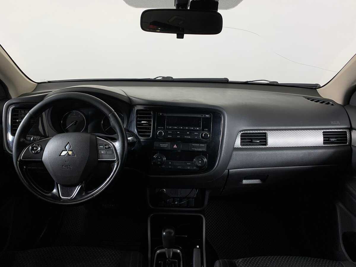 Купить Mitsubishi Outlander с пробегом. Фото: #12
