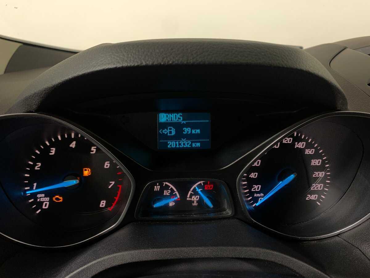 Купить Ford Kuga с пробегом. Фото: #13