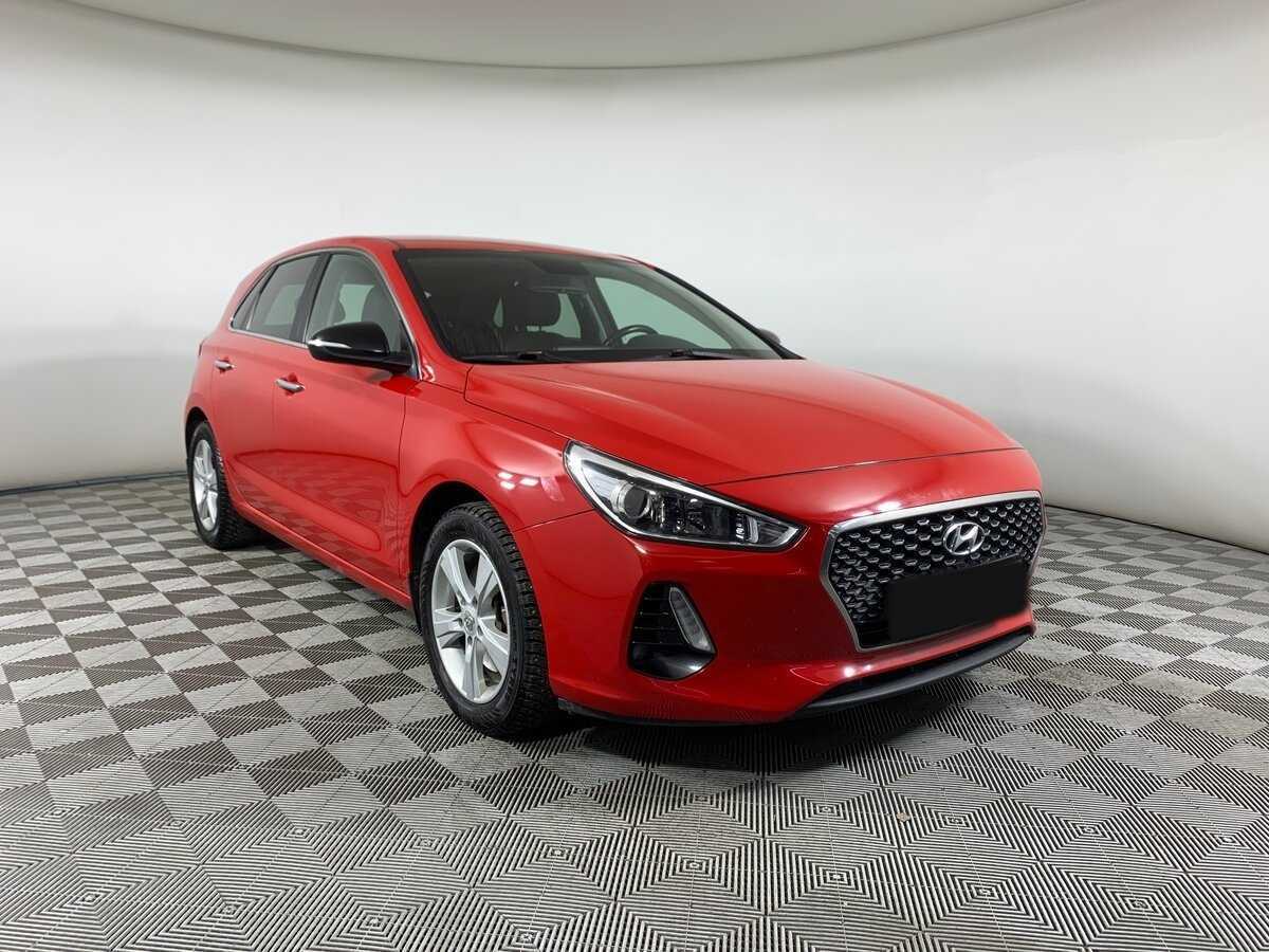 Купить Hyundai i30 с пробегом. Фото: #2