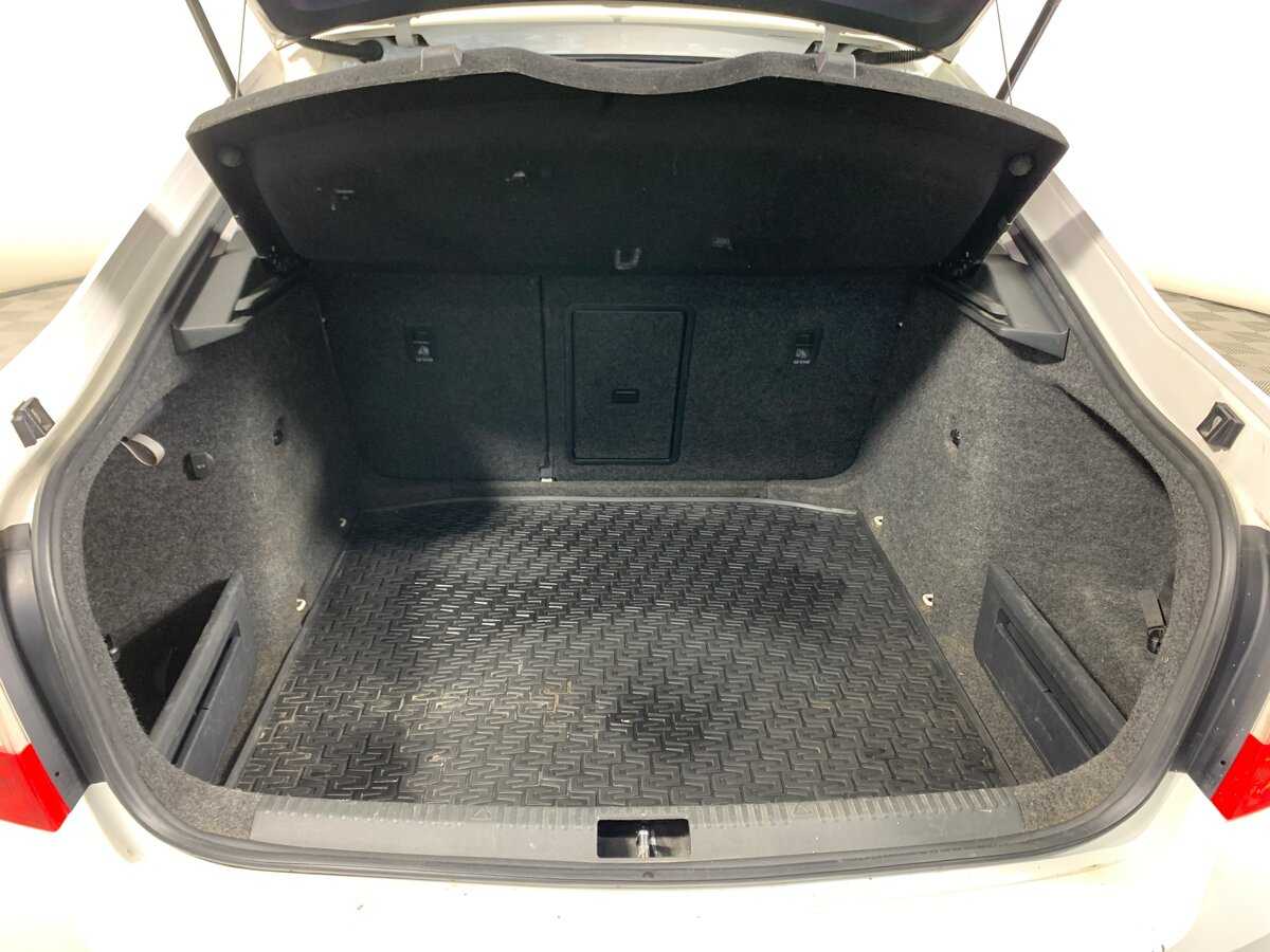 Купить Skoda Octavia с пробегом. Фото: #19