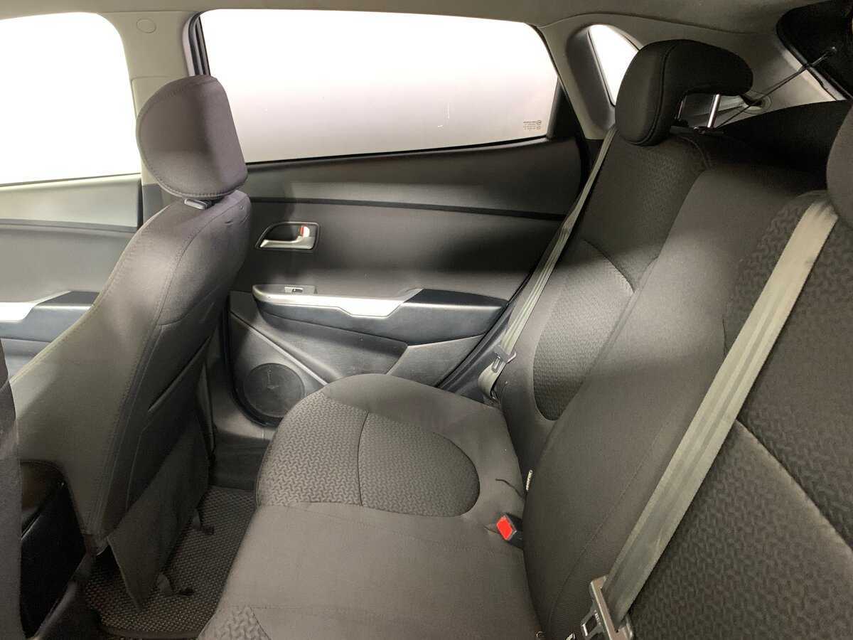 Купить Kia Rio с пробегом. Фото: #17