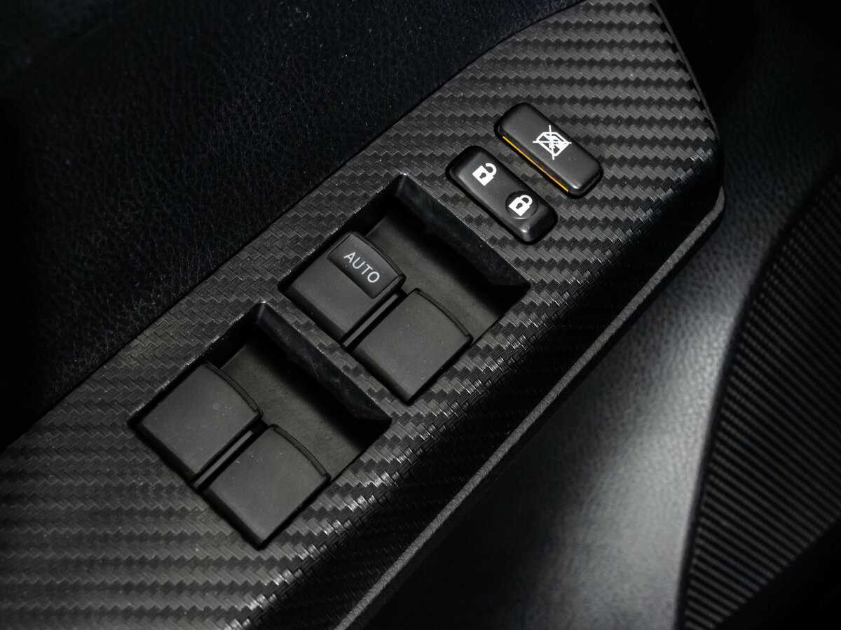 Купить Toyota RAV4 с пробегом. Фото: #14