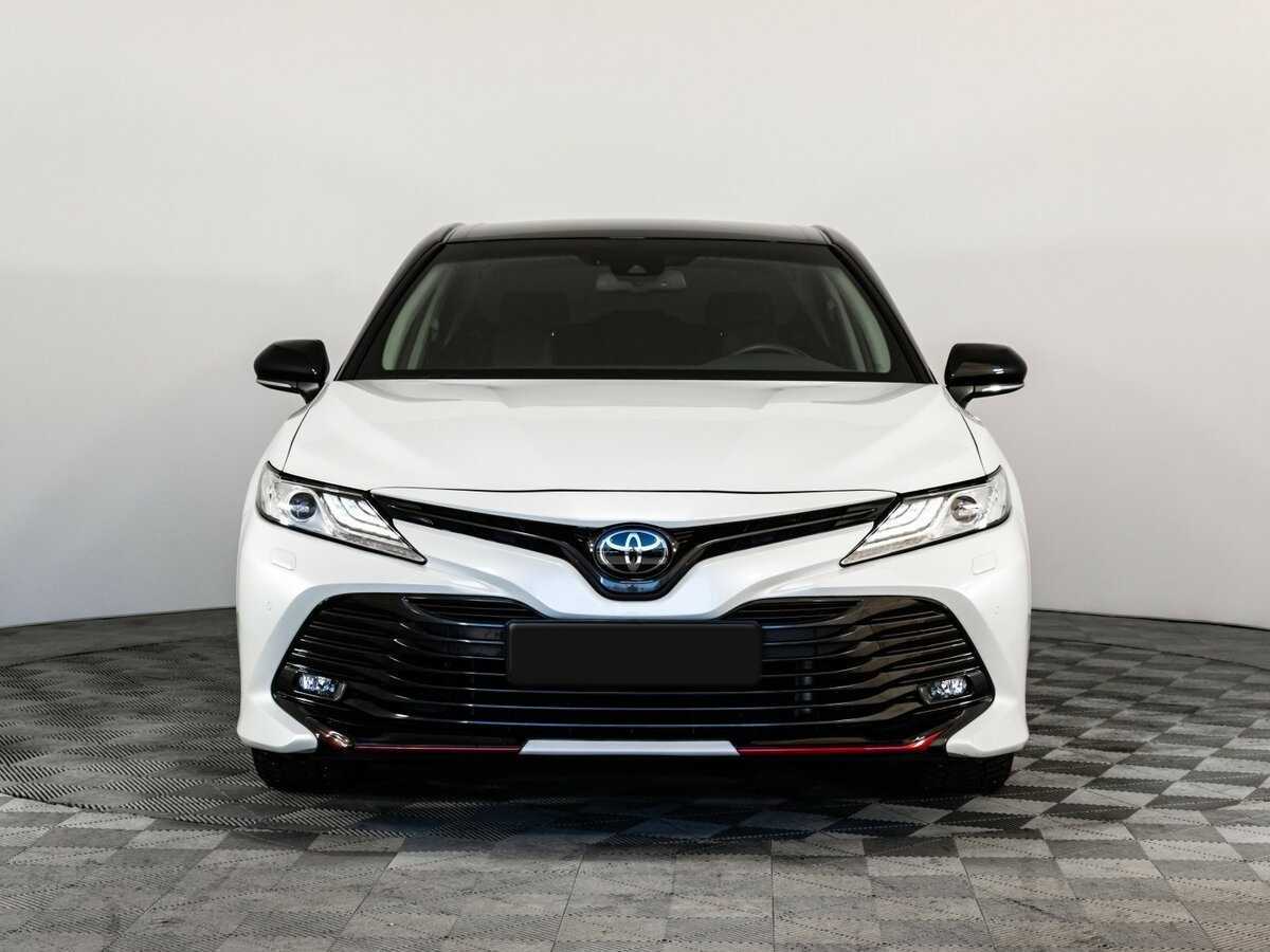 Купить Toyota Camry с пробегом. Фото: #1