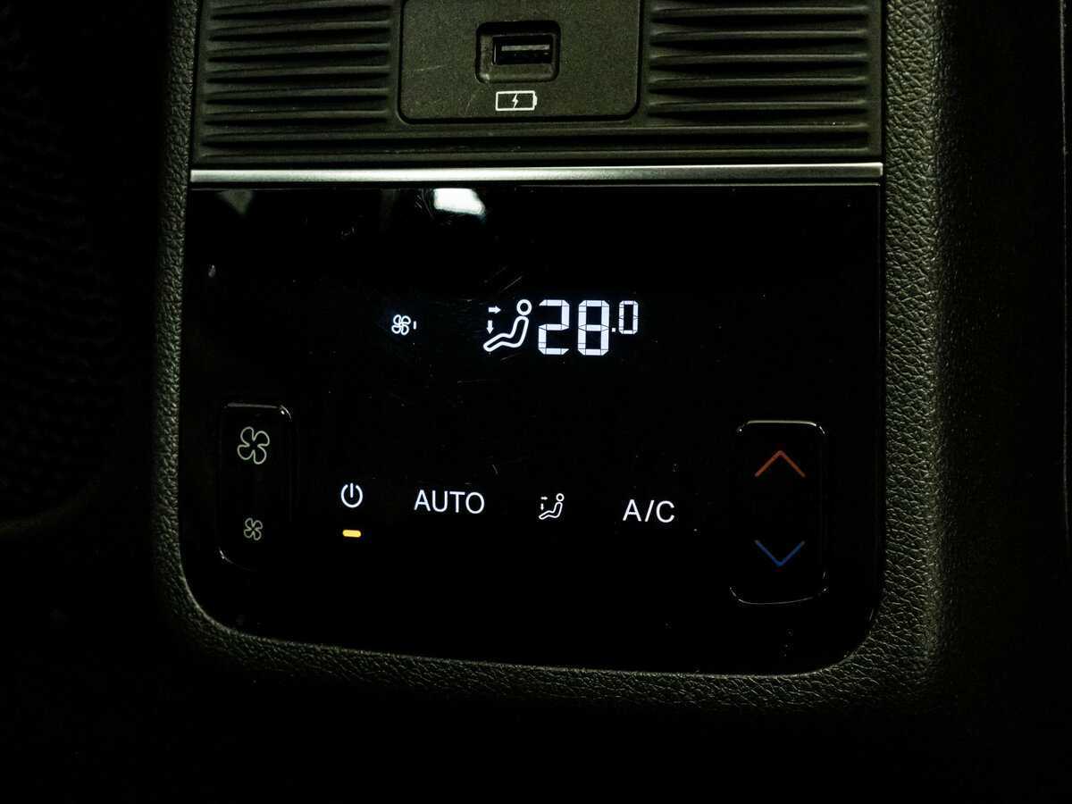 Купить EXEED VX с пробегом. Фото: #16