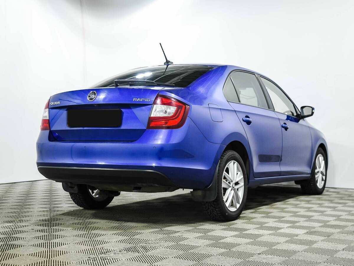 Купить Skoda Rapid с пробегом. Фото: #3
